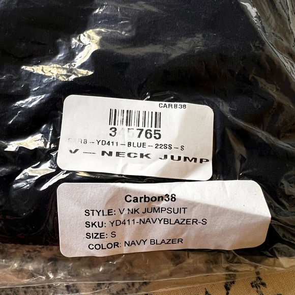 Carbon38 V-Neck Jumpsuit in Melt yoga Pilates blue - Picture 7 of 7